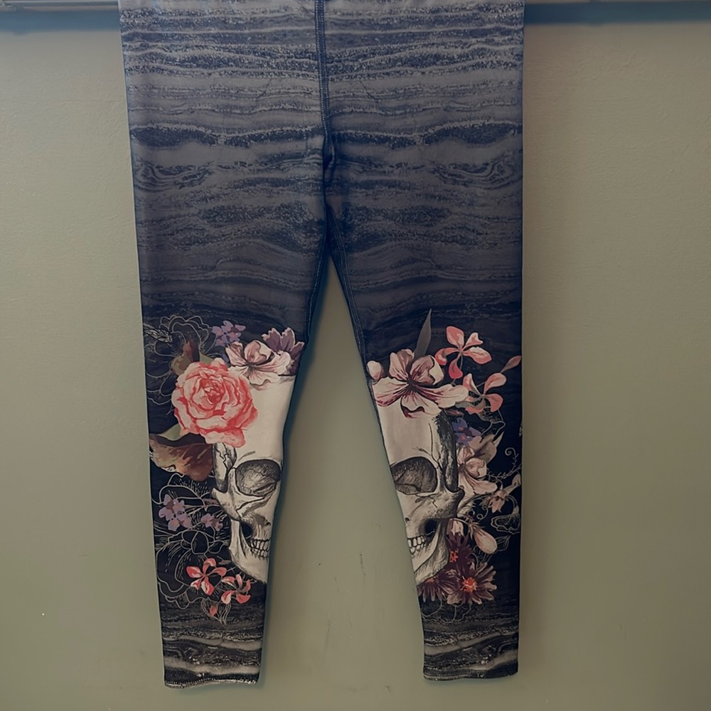 Evolution and creation skull leggings